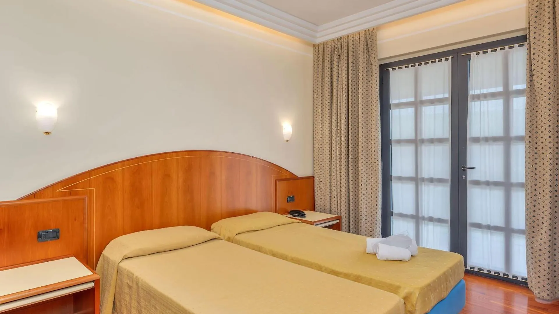 B&B Hotels Hotel Prestige Ornago 4*,  Olaszország